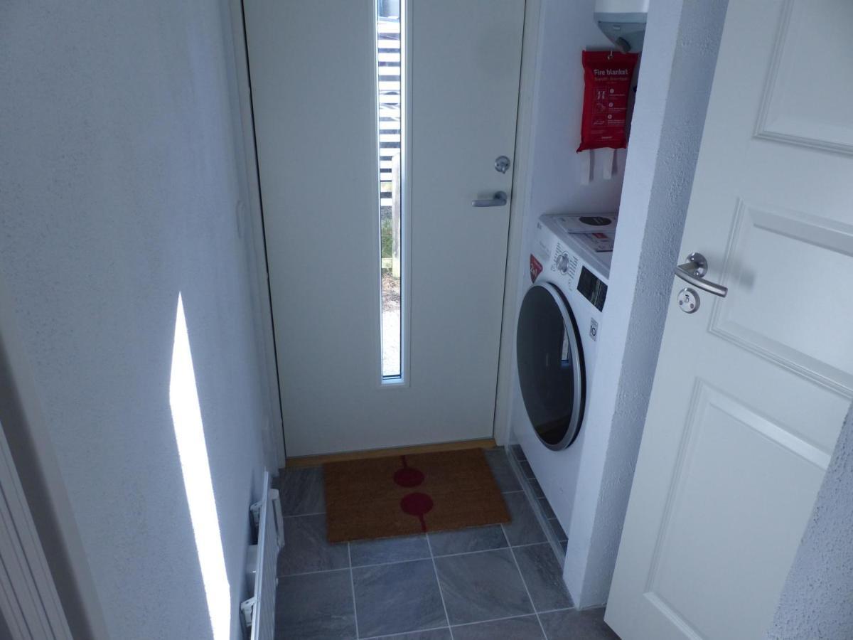 Tiny House 200 M From Kaempinge Beach Höllviken エクステリア 写真